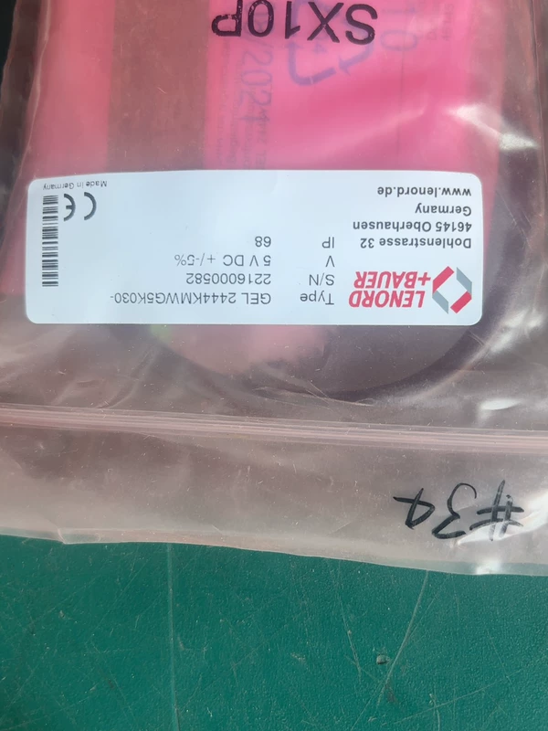 High-Resolution Encoder LENORD+BAUER GEL2444KMWG5K030 for Industrial Use 1 High-Resolution Encoder LENORD+BAUER GEL2444KMWG5K030 for Industrial Use