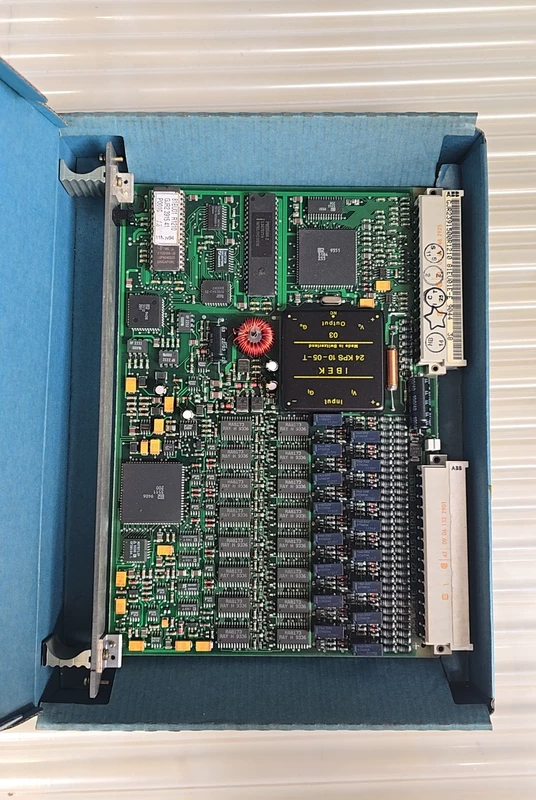 Industrial Automation ABB GJR2391500R1210 81EU01E-E Input Module 1 Industrial Automation ABB GJR2391500R1210 81EU01E-E Input Module