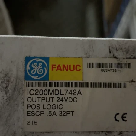 Discrete Output Module FANUC IC200MDL742A 24V DC