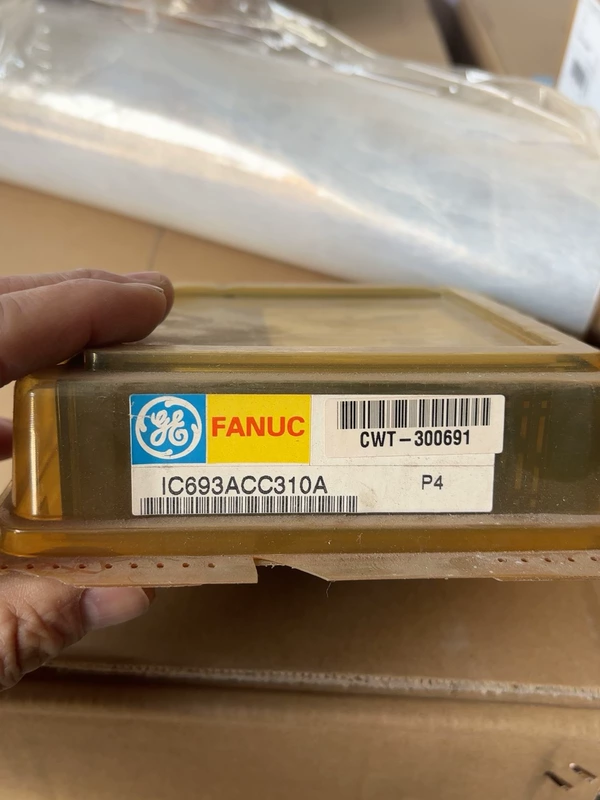 PLC Module GE Fanuc IC693ACC310A Industrial Control 1 PLC Module GE Fanuc IC693ACC310A Industrial Control