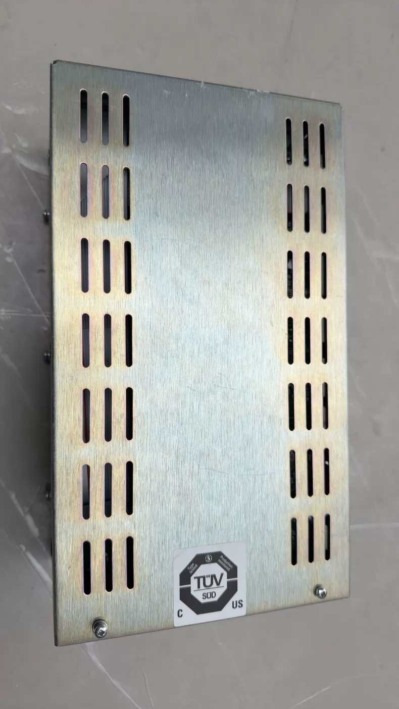 Semiconductor RF Power Supply AE HITEK POWER IP80-702P-CAN 2 Semiconductor RF Power Supply AE HITEK POWER IP80-702P-CAN - Image 2