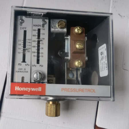 Boiler Safety Control with Honeywell L404F1102 Pressure Switch