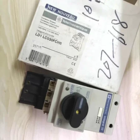 Schneider LD1LC030FCH5 Circuit Breaker 50-61A