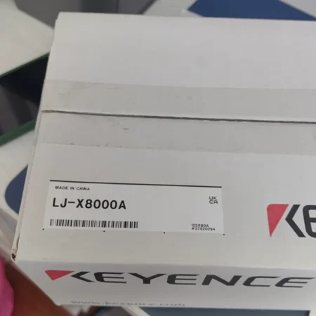 KEYENCE LJ-X8001A Laser Profilometer - High Precision