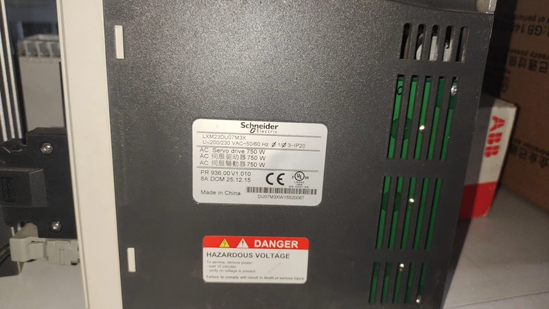 Schneider Electric LXM23DU07M3X Servo Drive 0.76kW 1 Schneider Electric LXM23DU07M3X Servo Drive 0.76kW