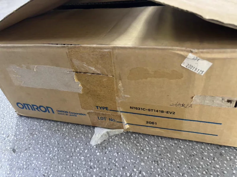 Touch Screen HMI Omron NT631C-ST141B-EV2 for Control