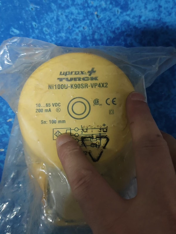 Factory Automation Sensor TURCK Ni100U-K90SR-VP4X2 Proximity