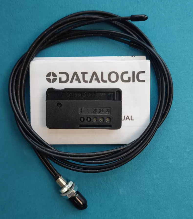 datalogic OF-18-ST-10 Sensor for Precision Detection 1 datalogic OF-18-ST-10 Sensor for Precision Detection