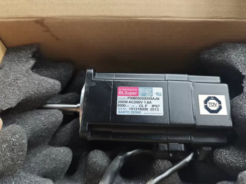 Industrial Motion Control Sanyo P50B05020DXSAJM Servo Motor 2 Industrial Motion Control Sanyo P50B05020DXSAJM Servo Motor - Image 2