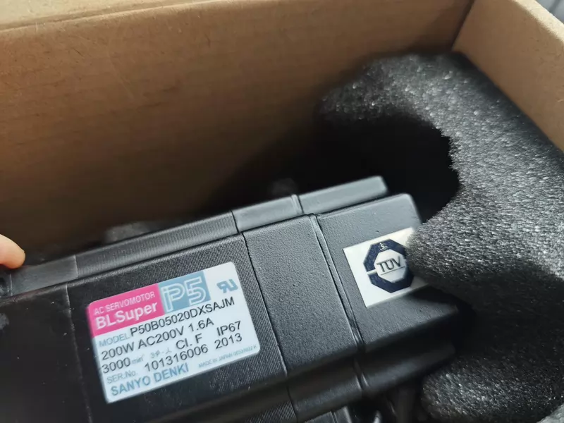 Industrial Motion Control Sanyo P50B05020DXSAJM Servo Motor 3 Industrial Motion Control Sanyo P50B05020DXSAJM Servo Motor - Image 3