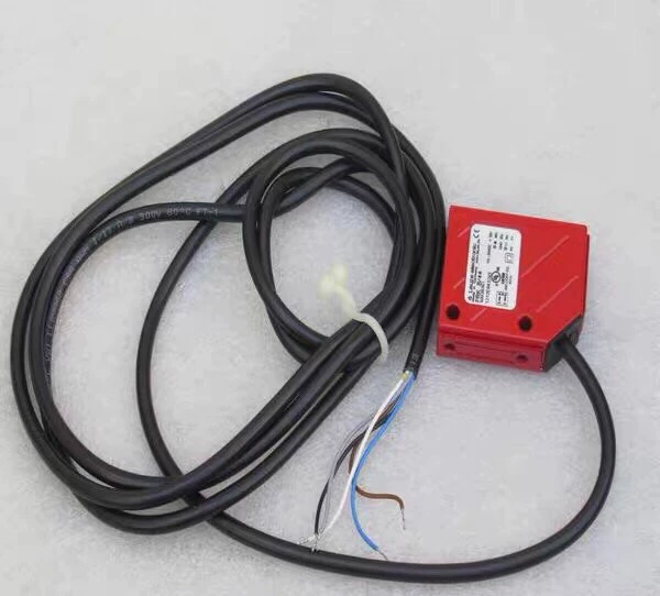 Industrial Detection Solution Leuze PRK 8/44 50036361 Sensor 2 Industrial Detection Solution Leuze PRK 8/44 50036361 Sensor - Image 2