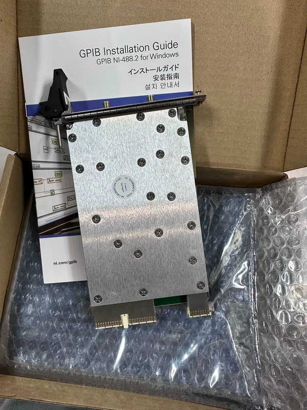 NI PXI-5651 RF Signal Generator - PXI Module 2 NI PXI-5651 RF Signal Generator - PXI Module - Image 2