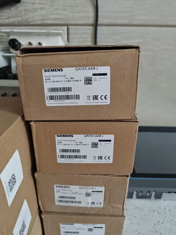 HVAC Frost Protection with SIEMENS QAF65.6AR-J Thermostat