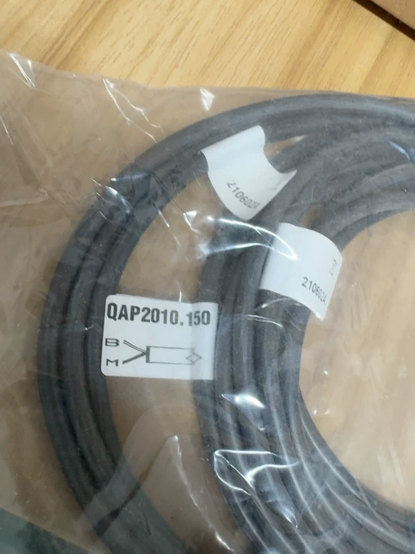 Building HVAC Applications SIEMENS QAP2010.150 Sensor
