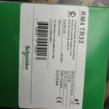 Schneider RM4 TR32 Voltage Monitoring Relay for Power Systems