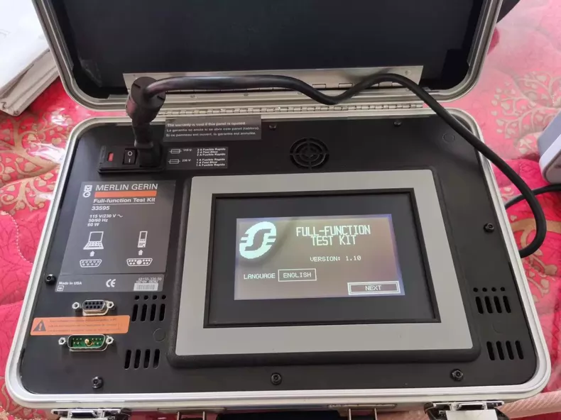 Schneider SQUARE D Circuit Breaker Test Kit S33595 - Efficient Analysis