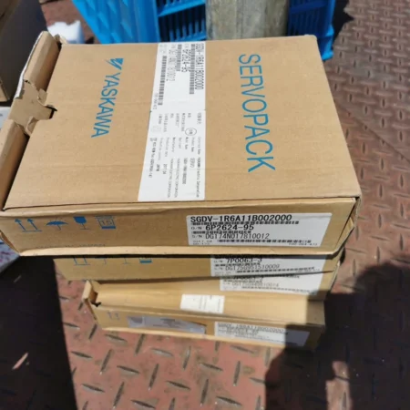 YASKAWA SGDV-1R6A11B002000 Servo Drive 201V