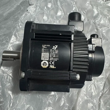 YASKAWA Servo Motor SGM7G-13AFC61 - Industrial Automation