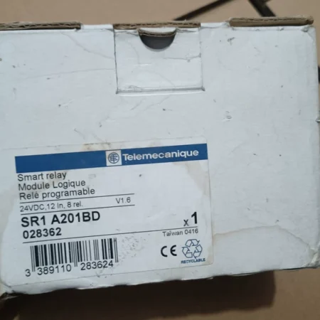 Schneider Electric Zelio Logic SR1 A202BD Smart Relay