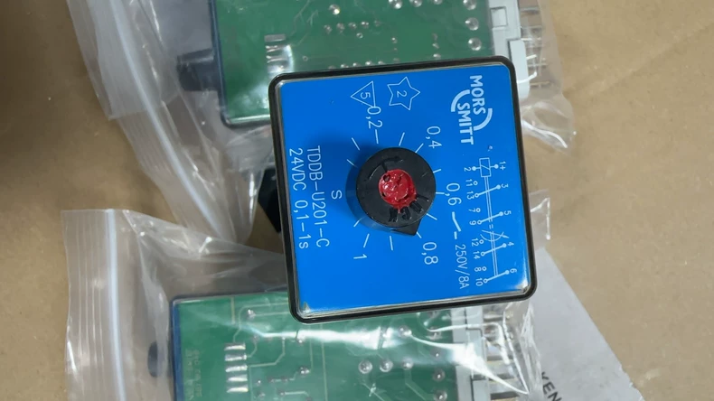 Buy MORS SMITT TDDB-U201-C Relay - Accurate Time Delay Solution