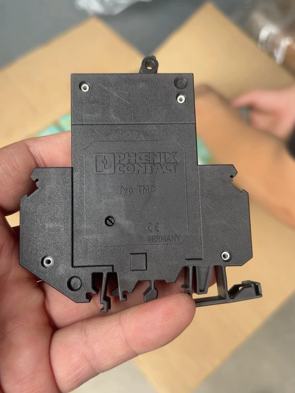 Circuit Breaker Phoenix Contact TMC 1 M1 100 6.0A 0914507 - Reliable Protection 2 Circuit Breaker Phoenix Contact TMC 1 M1 100 6.0A 0914507 - Reliable Protection - Image 2
