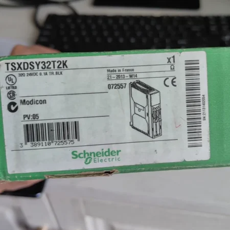 High-Density Output Module Schneider TSXDSY32T2K - Reliable Control