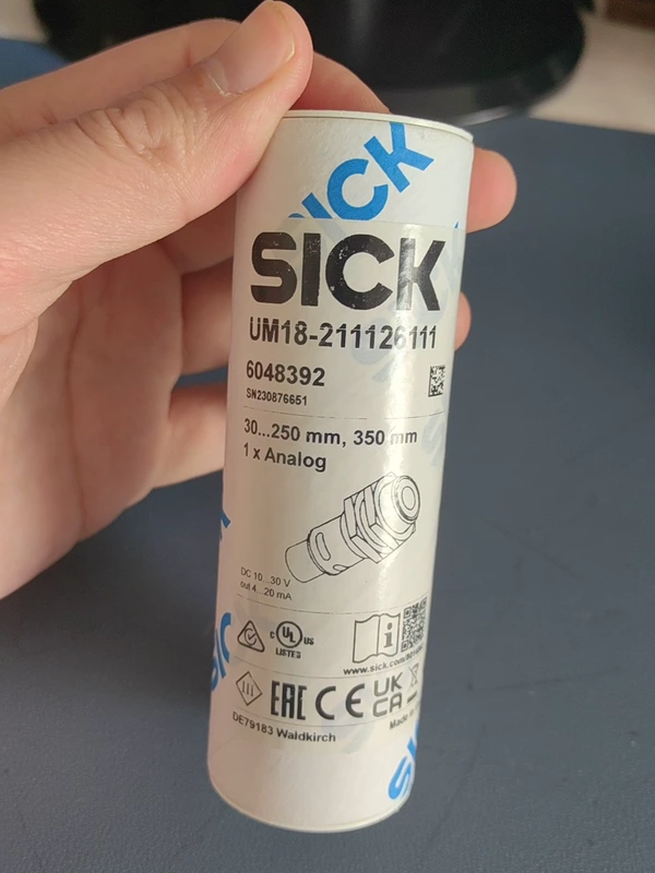 SICK UM18-211126111 6048393 Ultrasonic Sensor 1 SICK UM18-211126111 6048393 Ultrasonic Sensor