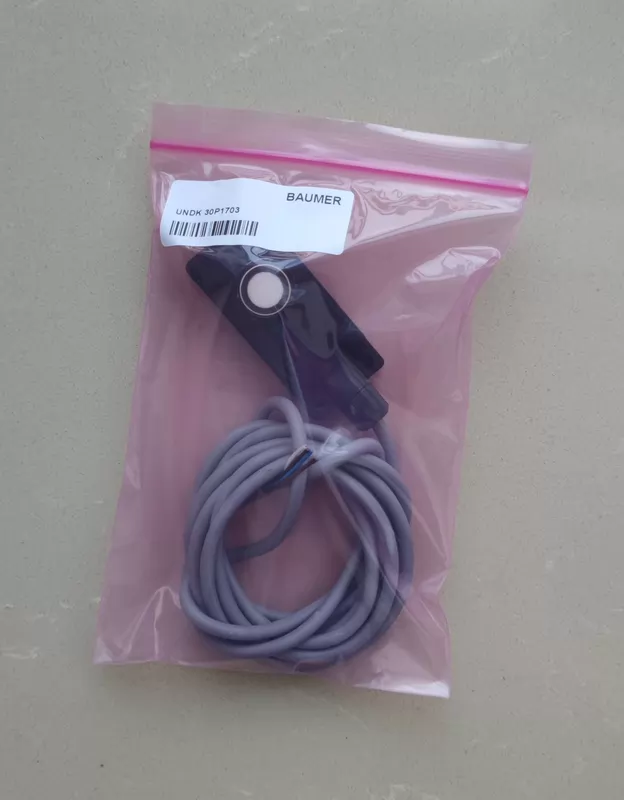 BAUMER UNDK 30P1703 - Reliable Sensor for Industrial Use 1 BAUMER UNDK 30P1703 - Reliable Sensor for Industrial Use
