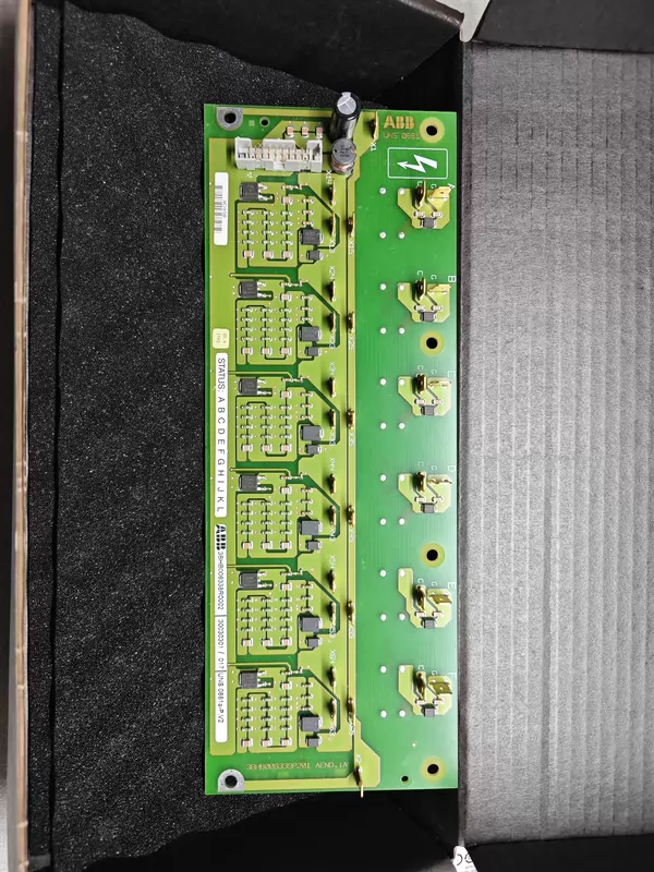 ABB 3BHB006338R0003 Industrial Control Module
