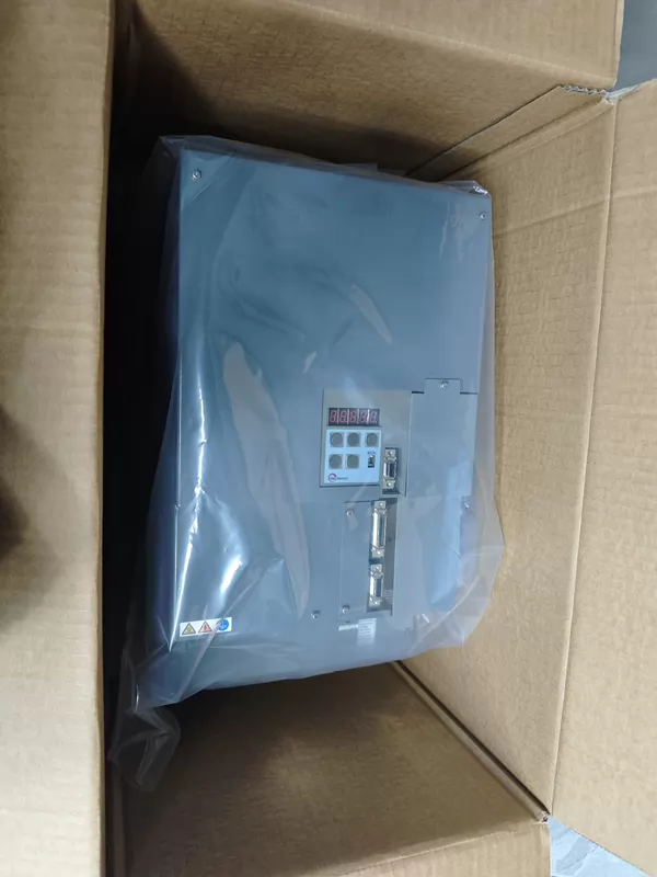 Industrial Automation Servo Drive TOSHIBA VLAST-160P3V-XX for CNC Robotics