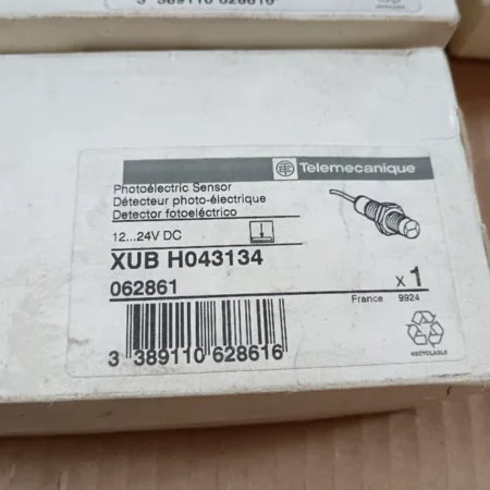 Industrial Detection Solution Schneider XUBH043134 Sensor