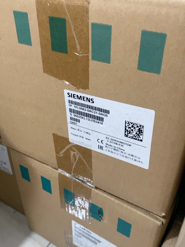 Industrial Machine Tool Siemens 1FL5062-0AC21-0AG0 Motor 2 Industrial Machine Tool Siemens 1FL5062-0AC21-0AG0 Motor - Image 2