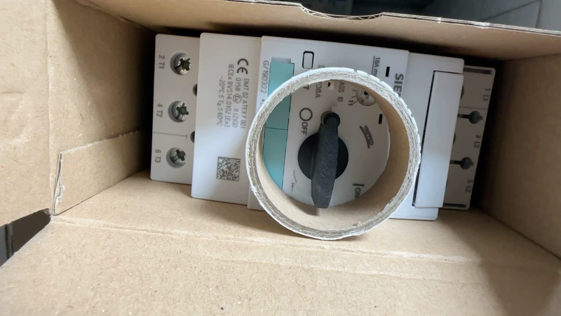 Industrial Machine Protection SIEMENS 3RV1031-4AA10 Breaker 2 Industrial Machine Protection SIEMENS 3RV1031-4AA10 Breaker - Image 2