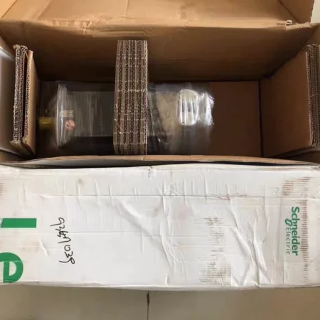 Precision Motion Control Solution Schneider BMH1403P06F2A Motor