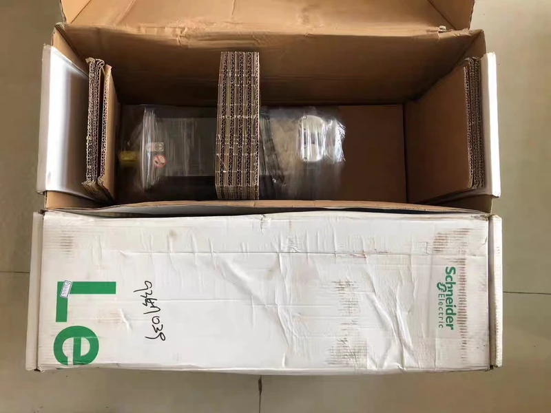 Precision Motion Control Solution Schneider BMH1403P06F2A Motor 1 Precision Motion Control Solution Schneider BMH1403P06F2A Motor
