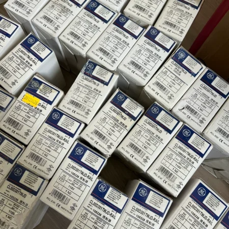 HVAC Motor Control Contactor GE CL00D301T 105236 30A 3P