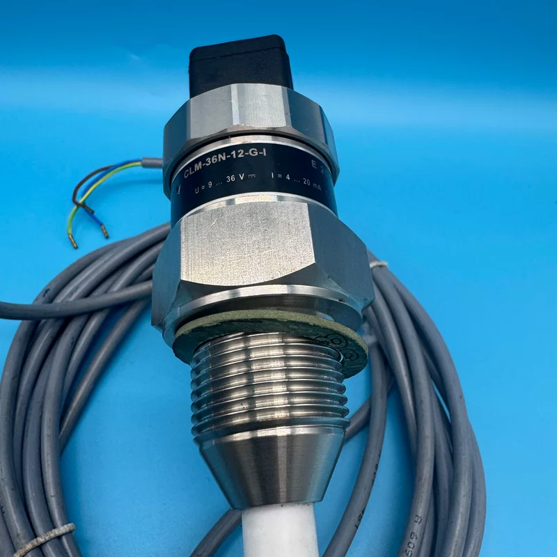 Industrial Humidity Monitoring Dinel CLM-36N-12-G-I Sensor