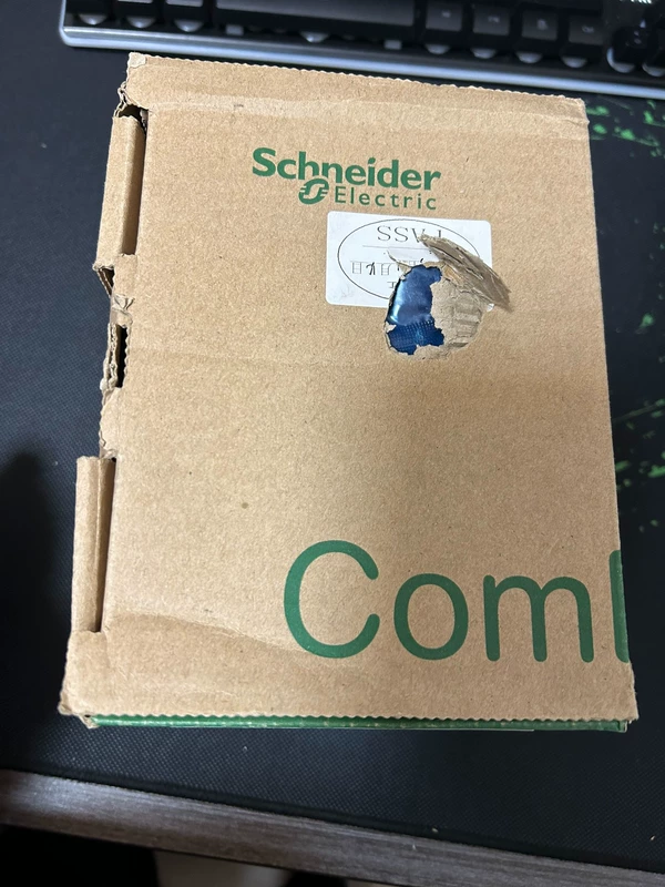 Industrial Protection Schneider LV430850 MCCB for Panels 2 Industrial Protection Schneider LV430850 MCCB for Panels - Image 2