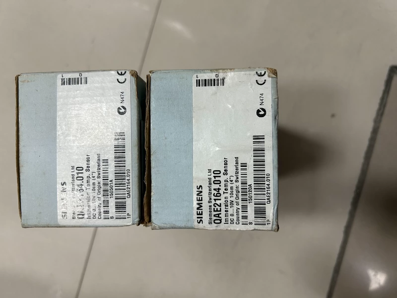 HVAC Temperature Monitoring SIEMENS QAE2164.010 Sensor 3 HVAC Temperature Monitoring SIEMENS QAE2164.010 Sensor - Image 3