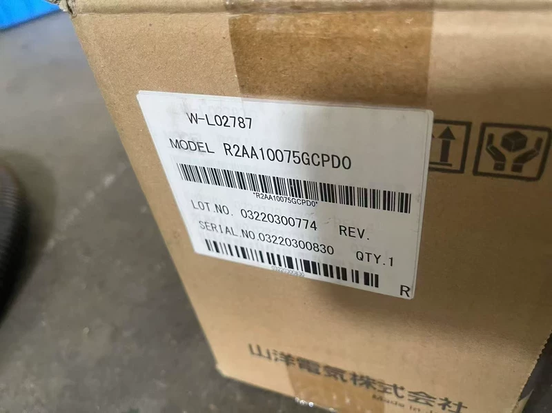 Industrial Servo Motor OTC R2AA10075GCPDO 03220300830 CNC