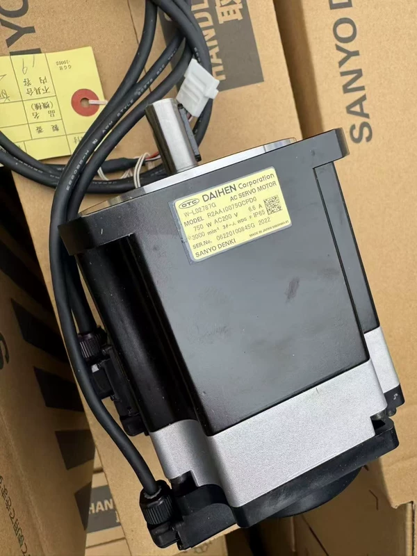 Industrial Servo Motor OTC R2AA10075GCPDO 03220300830 CNC 2 Industrial Servo Motor OTC R2AA10075GCPDO 03220300830 CNC - Image 2
