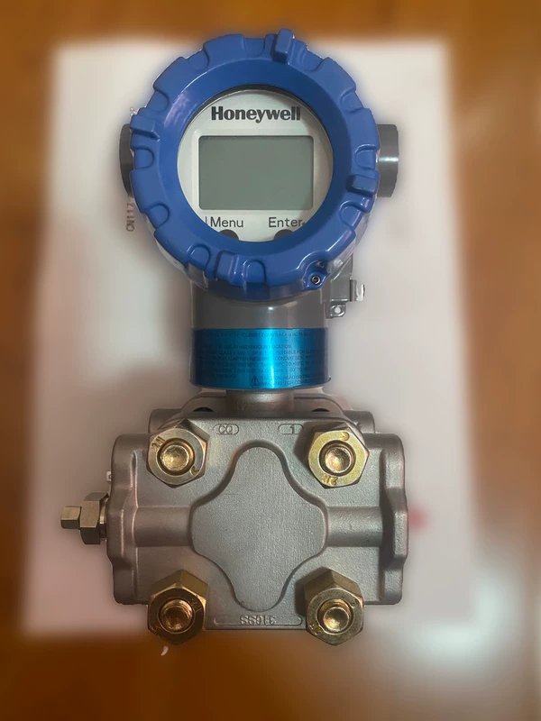 Industrial Flow Measurement with Honeywell STD725 Pressure Transmitter