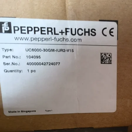 Distance Measurement with PEPPERL+FUCHS UC6000-30GM-IUR2-V15