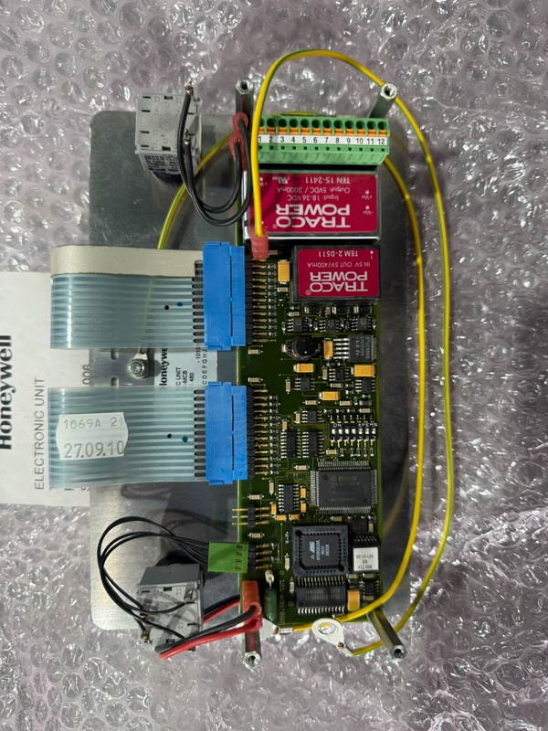 Airport Aircraft Docking Honeywell VDGS-MCB 1493-101006 Board 2 Airport Aircraft Docking Honeywell VDGS-MCB 1493-101006 Board - Image 2