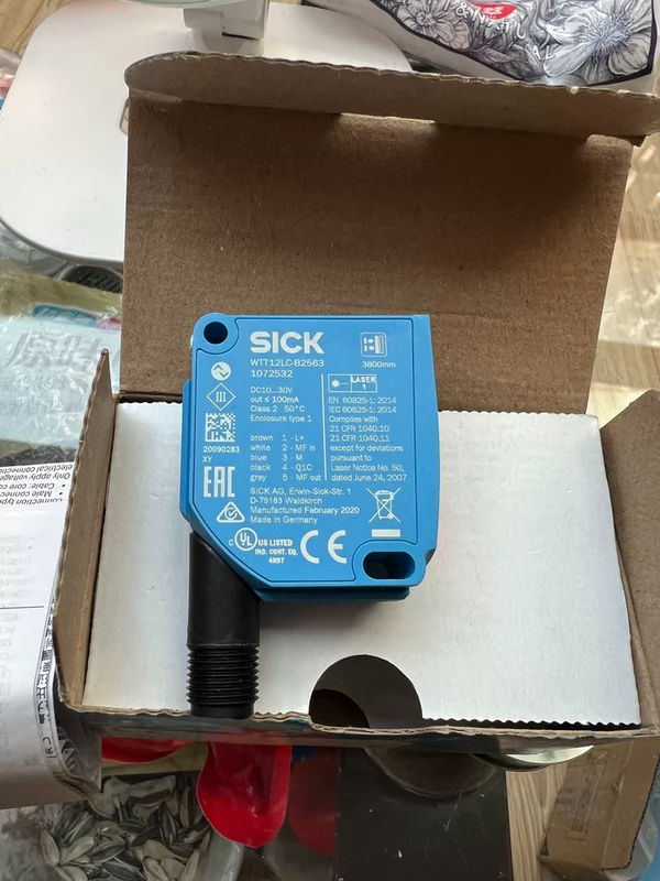 Automation Solution SICK WTT12L-B2563 for Material Handling 2 Automation Solution SICK WTT12L-B2563 for Material Handling - Image 2