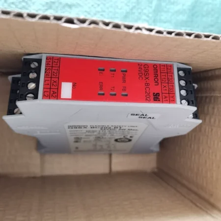 Safety Relay Omron G9SX-BC202-RT for Machine Safety