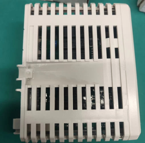 Digital Output Module ABB DO820 3BSE008514R1 Original 3 Digital Output Module ABB DO820 3BSE008514R1 Original - Image 3