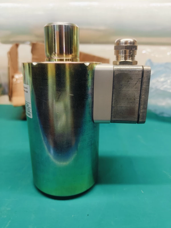 Magnetbau Schramme GC1 070 D32/124 Proportional Solenoid 3 Magnetbau Schramme GC1 070 D32/124 Proportional Solenoid - Image 3