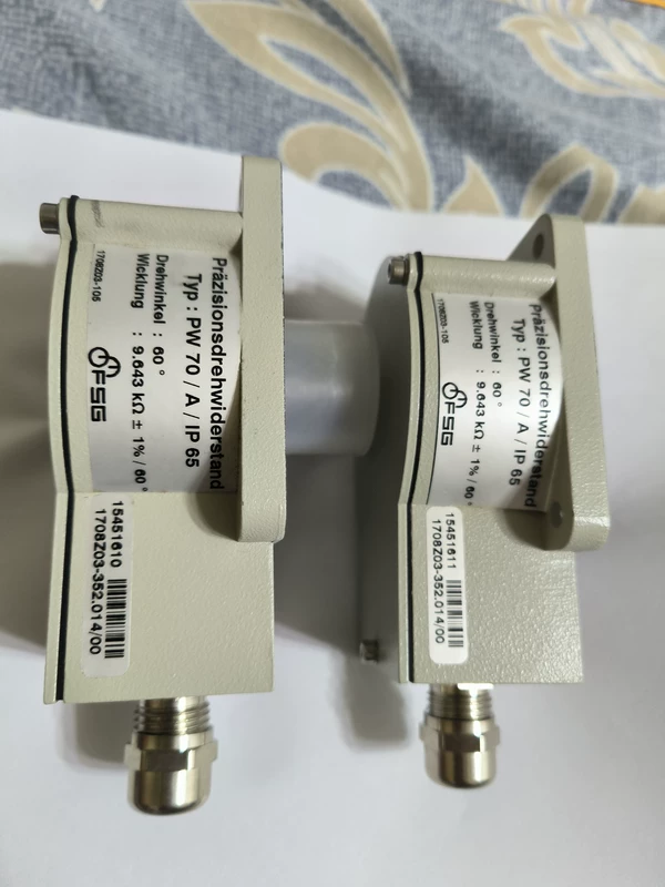 Heavy-Duty Position Sensing Solution FSG PW70/A/IP65 Potentiometer 1 Heavy-Duty Position Sensing Solution FSG PW70/A/IP65 Potentiometer