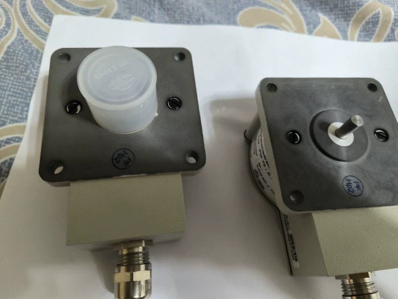 Heavy-Duty Position Sensing Solution FSG PW70/A/IP65 Potentiometer 3 Heavy-Duty Position Sensing Solution FSG PW70/A/IP65 Potentiometer - Image 3